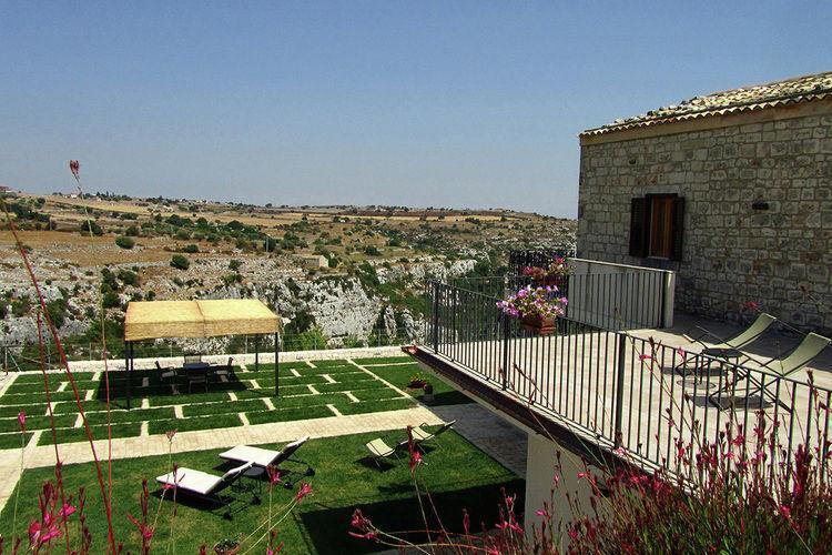 Pensjonat Casa Al Castello Ragusa Zewnętrze zdjęcie
